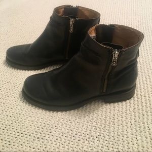 Frye Leather Ankle Boots Black